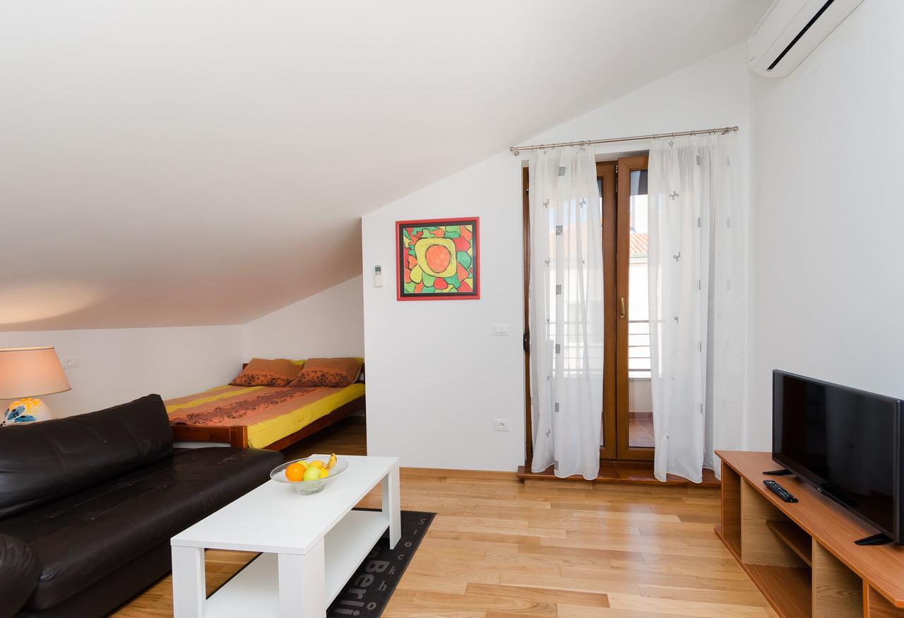 Apartment Goran 로비니 외부 사진