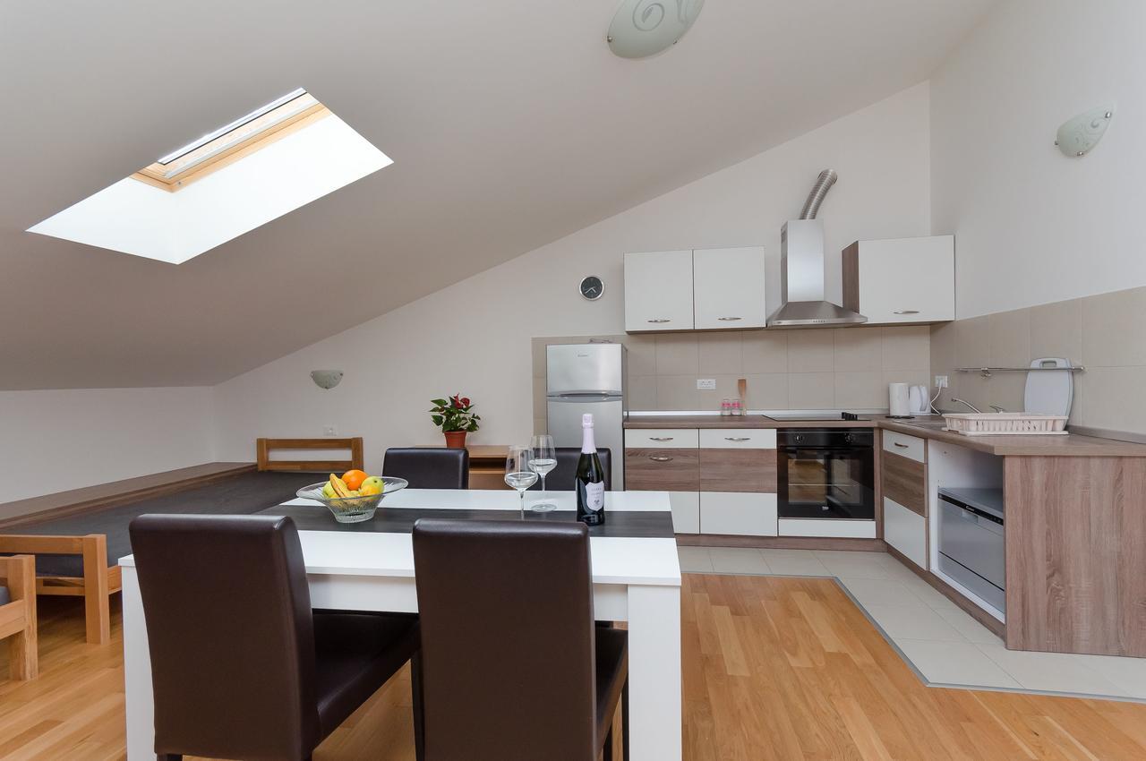 Apartment Goran 로비니 외부 사진