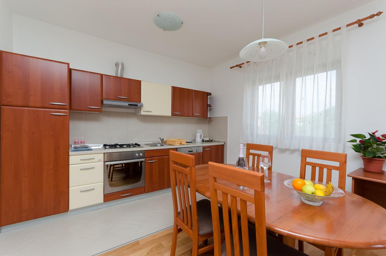 Apartment Goran 로비니 외부 사진
